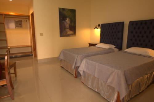 385939546 GRAN HOTEL VICTORIA