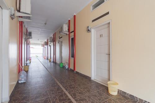 RedDoorz Syariah near Tugu Pandanwangi Cianjur