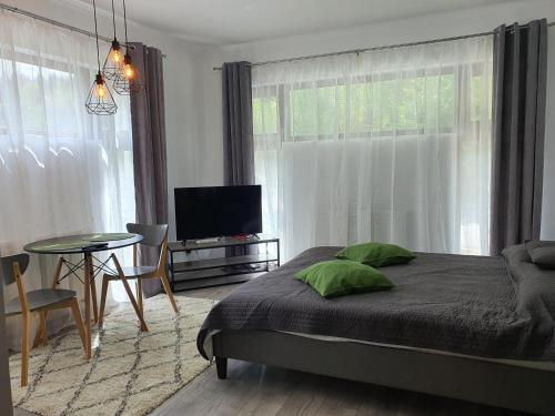 1 queen bed