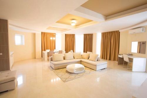 Bruxelles Guesthouse Craiova - Accommodation