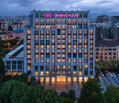 385976497 Crowne Plaza Fuzhou South by IHG