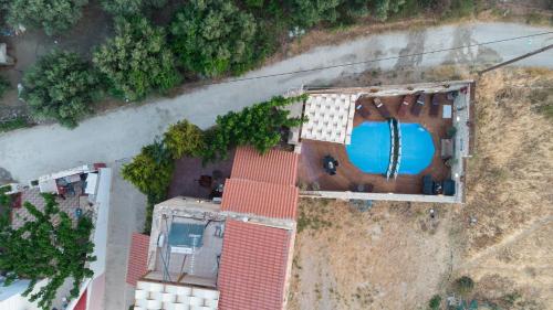 Villa Gogo offers privacy and pool