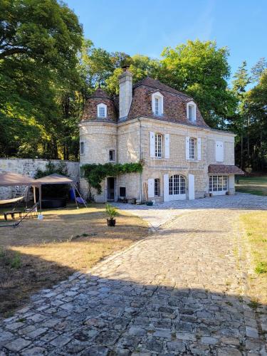 B&B Presles-et-Thierny - LE MANOIR PARADI - Bed and Breakfast Presles-et-Thierny