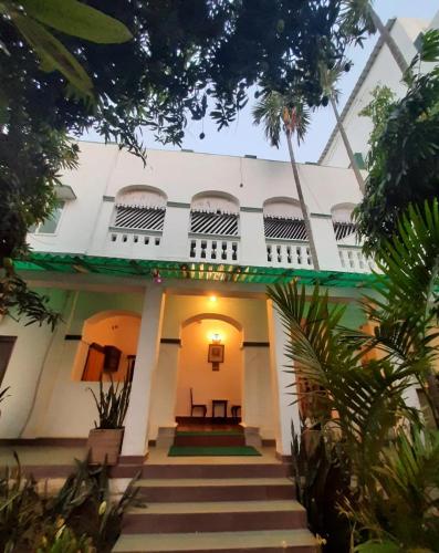Z Hotel in Penthakata