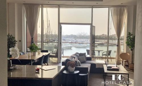 Palm Jumeirah 1BR luxurious & gorgeous view, Dubai