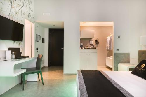 Montenapoleone Suites - image 14