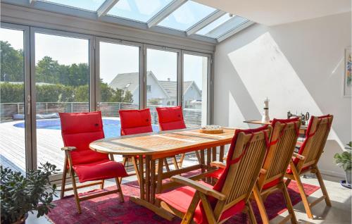 Viesnīcas āriene, 4 Bedroom Stunning Home In Ramdala in Brandamala