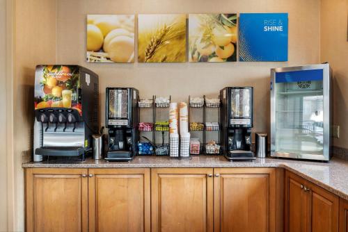 Comfort Inn Boardwalk - image 6