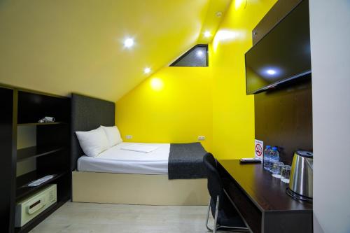 Elysium Gallery Boutique Hotel