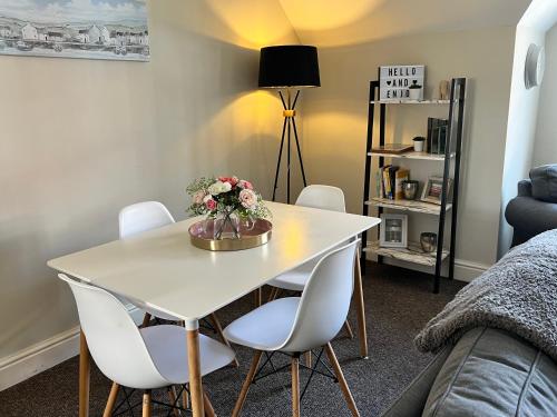 Stylish -2 Bed -Heart of the City - Parking- Wi-fi- Award Winning- Grade II Listed