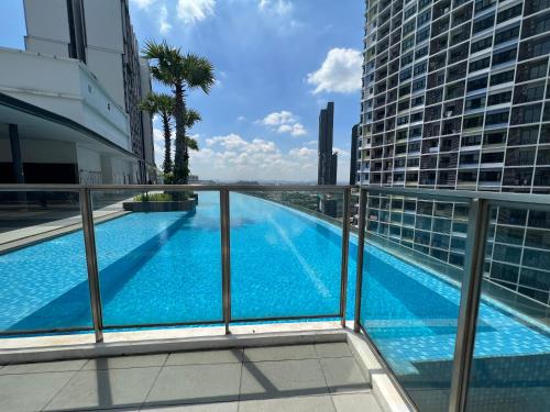 D'Gunduls Homestay Family Suite 2R 2B by DGH I-CITY in Shah Alam