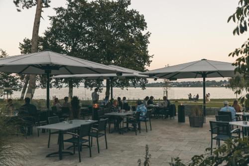 Ресторант, Hotel Strandleben in Шлезвиг