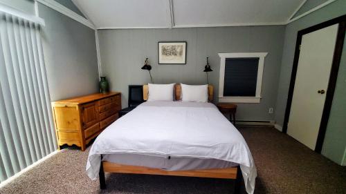 Mountain Treasure Bed and Breakfast Mountain Treasure Bed and Breakfast