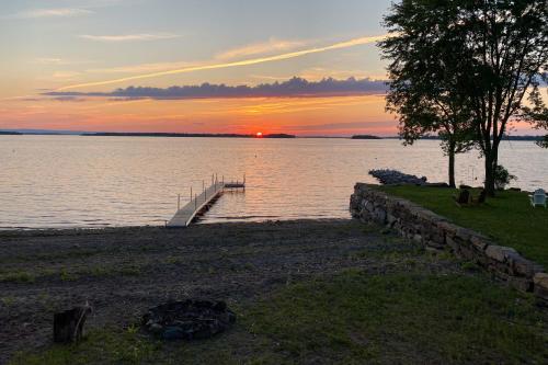 Lakeside Oasis