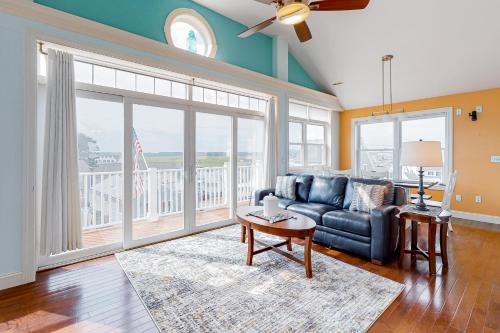Hampton Beach Beauty · Hampton
