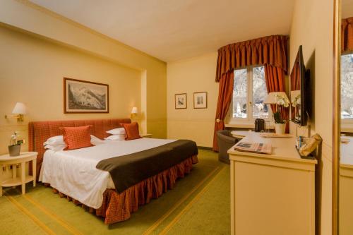 room detail thumbnail 0