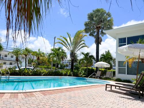 Swimming pool, Winterset near Fort Lauderdale Beach Promenade