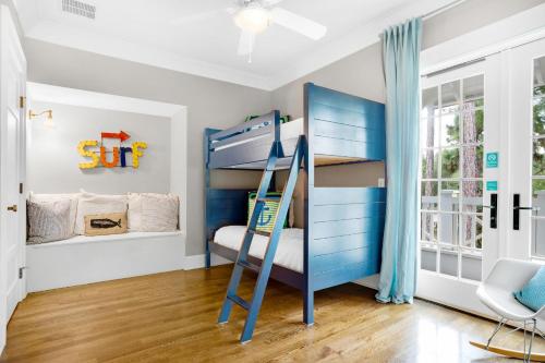 Captain's Cottage by Real Joy Vacations - image 11