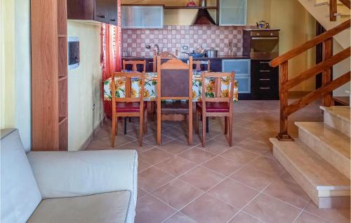  Beautiful Home In Volterra in Volterra