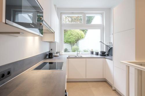 Superb 1 bedroom apartment with garden at châtelain, Bruksela (zdjęcie 10)