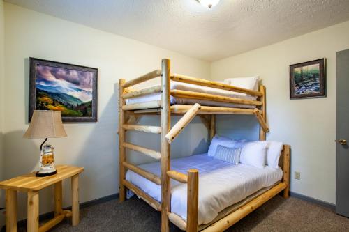 Hopp On Inn Secluded 3BR Home Hopp On Inn Secluded 3BR Home