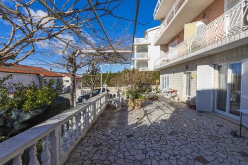 Apartment Selce 2383f - image 11