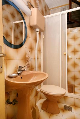 Apartments and rooms with parking space Novi Vinodolski - 2350 - image 8