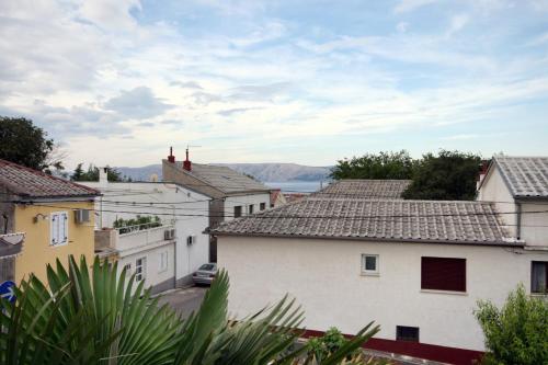 Apartments and rooms with parking space Novi Vinodolski - 2350 - image 2