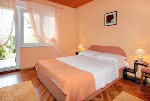Two-Bedroom Apartment with Terrace and Sea View room in Apartments by the sea Dramalj Crikvenica - 2387