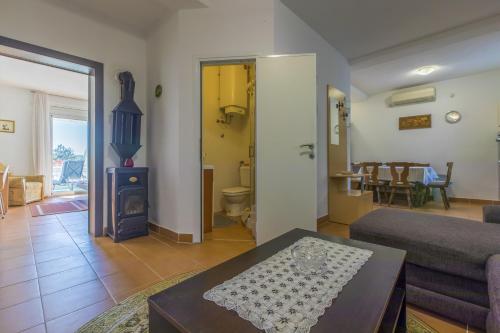 Two-Bedroom Apartment with Terrace and Sea View image 9