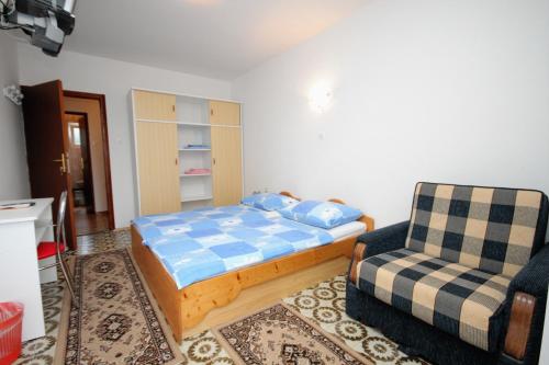 Triple Room with Terrace image 6