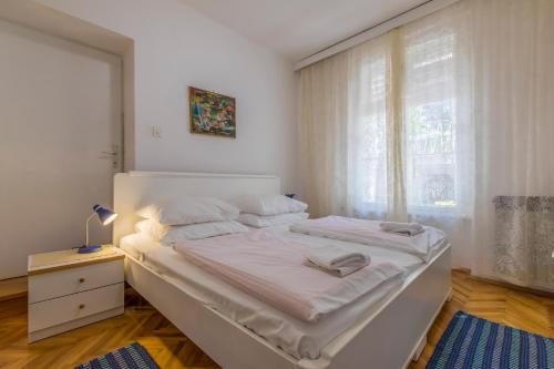 Apartments with parking space Selce Crikvenica - 2381 - image 2