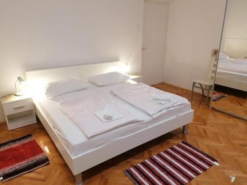 Two-Bedroom Apartment with Terrace and Sea View room in Apartments with parking space Selce Crikvenica - 2381