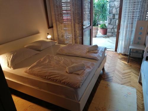 Two-Bedroom Apartment with Terrace image 7
