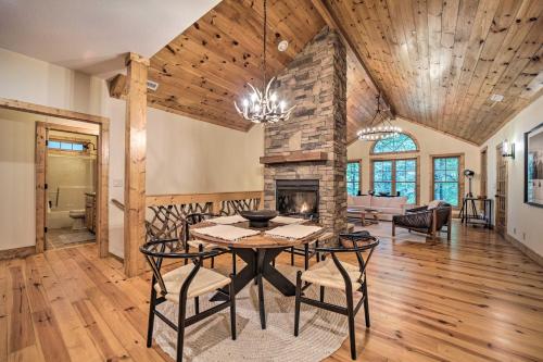 Secluded Sapphire Chalet with Game Room and Decks in Sapphire, USA