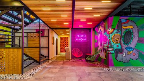 Vestibule, Barrio Downtown Mexico City Hostel in Mexico