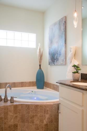 Inn on Lake Granbury a Boutique Hotel - 편의 시설/서비스