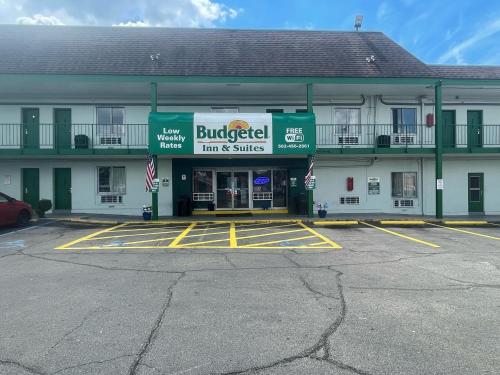 . Budgetel Inn and Suites - Louisville