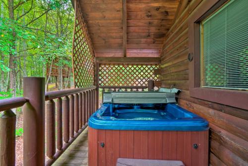 Mountain Dream Cabin with Deck 7 Mi to Gatlinburg - image 2
