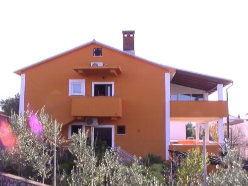 Two-Bedroom Apartment with Balcony image 8