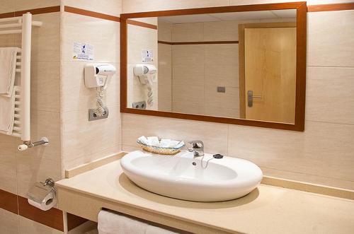 Hotel Club s'Estanyol - image 11