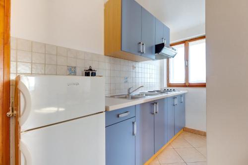 Apartments and rooms with parking space Nerezine Losinj - 2506 - image 5