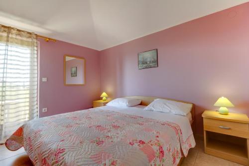 Apartments and rooms with parking space Nerezine Losinj - 2506 - image 3