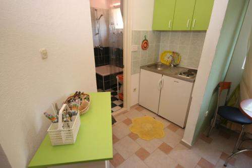 Apartments and rooms by the sea Podgora, Makarska - 2616