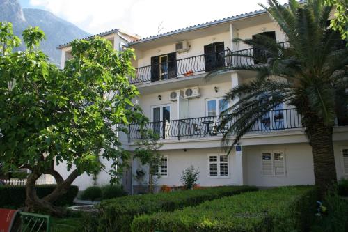 Apartments and rooms by the sea Baska Voda, Makarska - 2675 Baska Voda