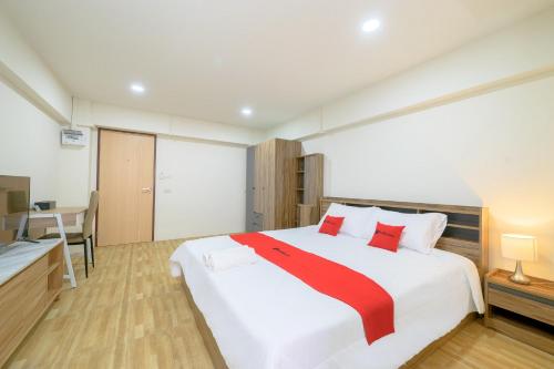 room detail thumbnail 0