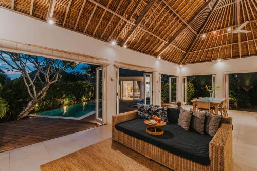 Two-Bedroom Villa image 8