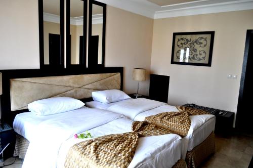 Standard Single Room image 10