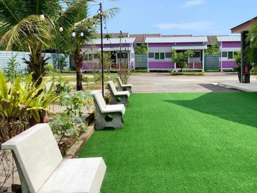 Raintown Cottage near Spritzer Ecopark