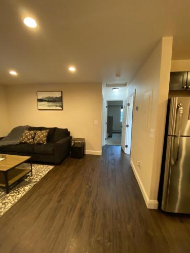 Beautiful 2 bedroom 1 bath apartment with private garage